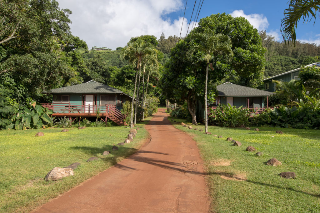 The Plantation Village driveway